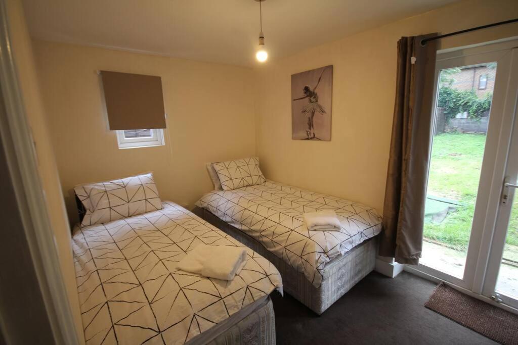 Willesden Lodge לונדון מראה חיצוני תמונה