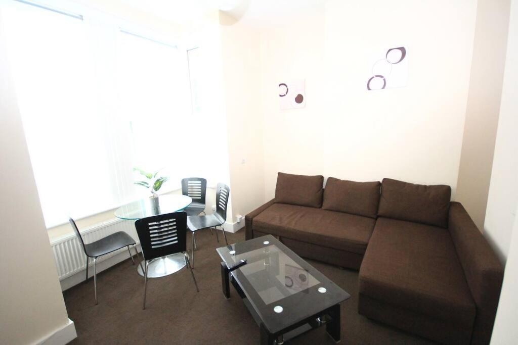Willesden Lodge לונדון מראה חיצוני תמונה