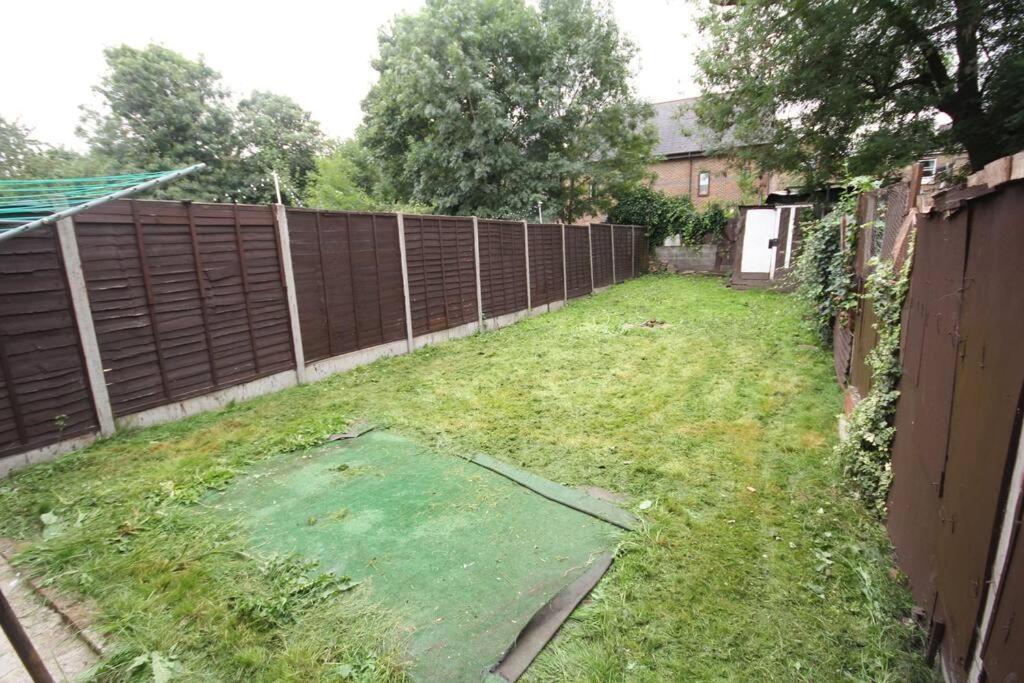 Willesden Lodge לונדון מראה חיצוני תמונה